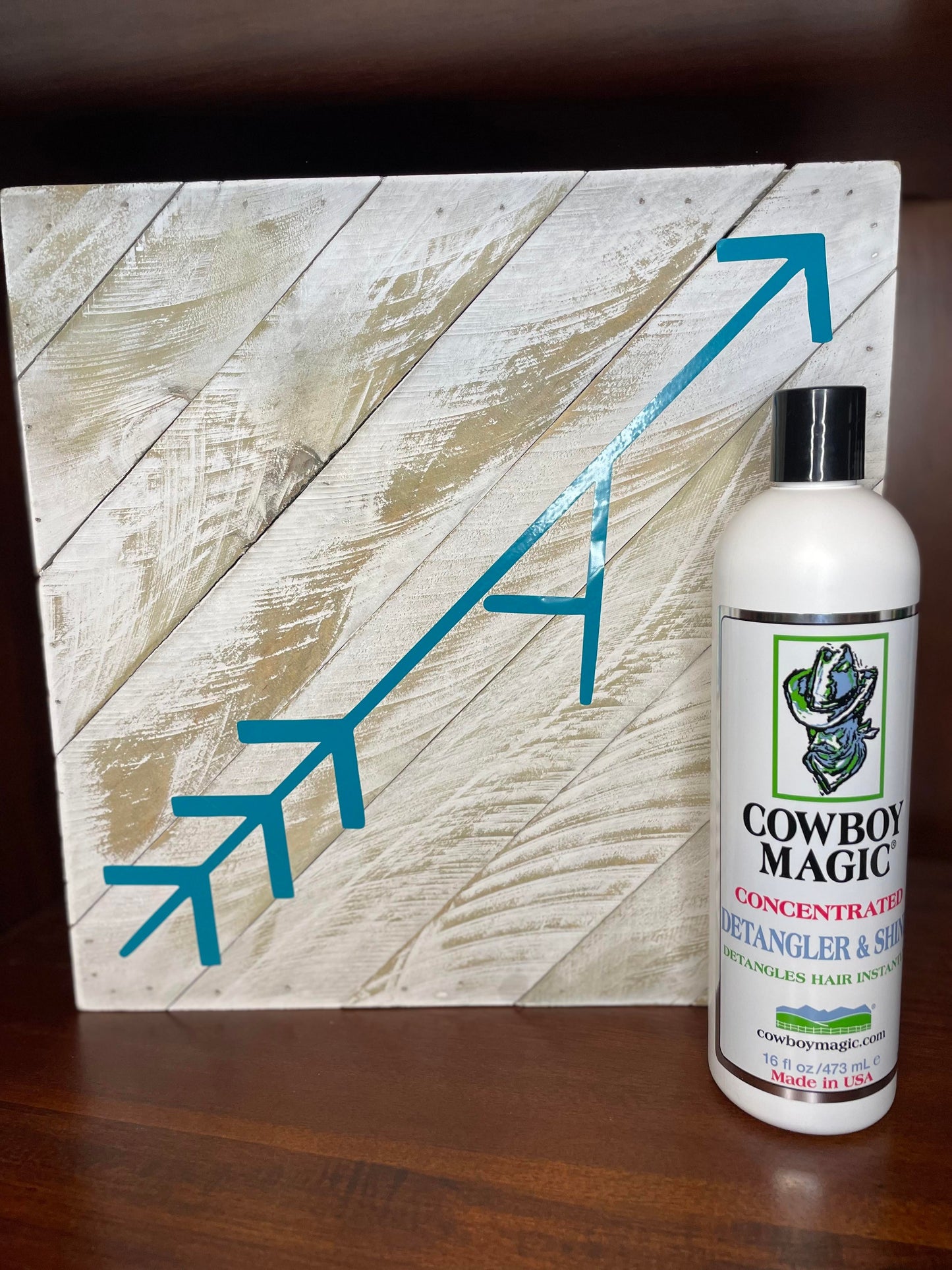 COWBOY MAGIC® Detangler & Shine 16 OZ