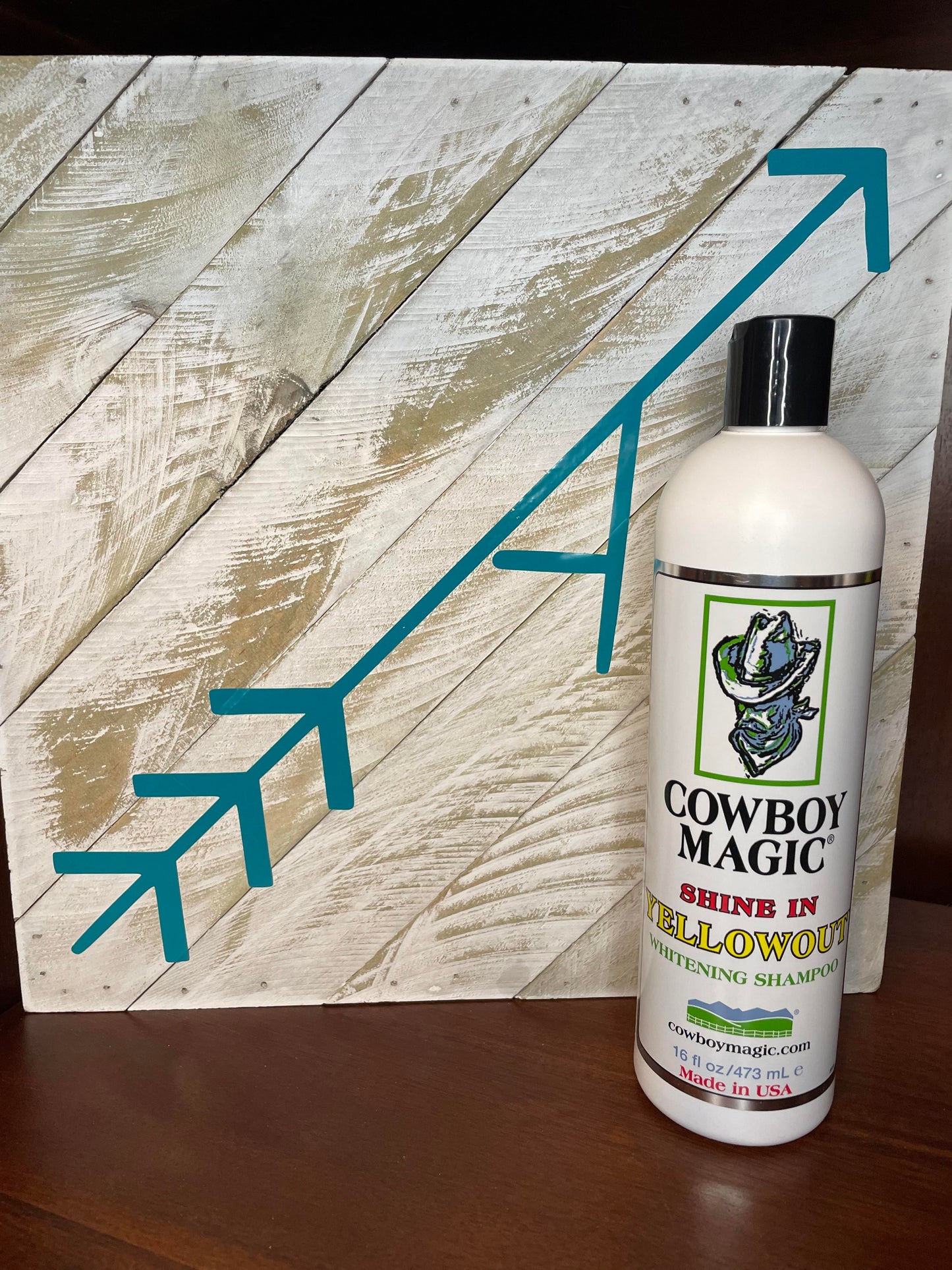 Cowboy Magic SHINE IN YELLOWOUT™ Shampoo 16 OZ